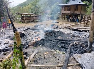 Warga Lembang Pinrang Protes Damkar Lamban Tangani Kebakaran