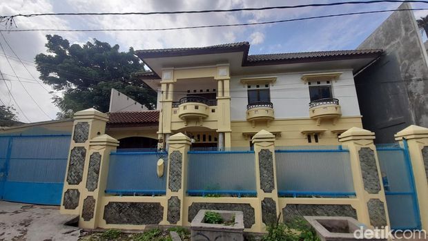 Rumah mewah milik Ibu Eny. (Ilham/detikcom)