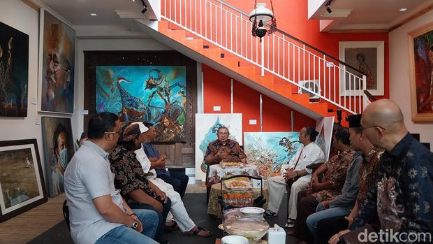 sby cari lukisan ke malang