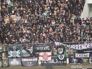 Kata Maaf Pelatih PSS Seto Nurdiantoro Usai Dikalahkan Persib