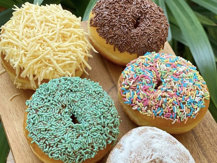 20 Donat Kentang yang Empuk Manis Ada di Sini