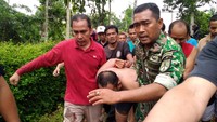 Diketahui bahwa, diberikannya penghargaan tersebut, karena Serda Gunawan Babinsa Kelurahan Sumpiuh Koramil - 10/Sumpiuh Kodim 0701/Banyumas tersebut berhasil menangkap DPO Polda Jawa Tengah pelaku pencurian kendaraan bermotor (curanmor). Diharapkan, lanjut Kolonel Yudha, ini menjadikan ketauladanan bagi seluruh Babinsa maupun anggota Polresta Banyumas yang bertugas dilapangan.