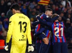Barcelona terus memimpin Liga Spanyol dengan 53 poin dari 20 laga. Barca unggul delapan poin dari Real Madrid di tempat kedua (AP)