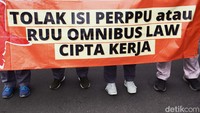 Presiden Partai Buruh Said Iqbal menyebutkan pada aksi ini mereka menyuarakan tiga hal. Tiga hal tersebut yakni menolak isi Perppu Omnibus Law Cipta Kerja, menolak RUU Kesehatan, dan mendesak DPR untuk mensahkan RUU PPRT.