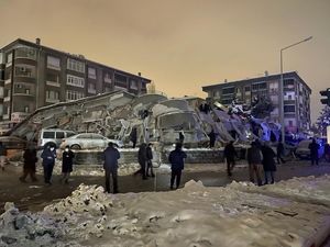 Korban Jiwa Gempa M 7,8 di Turki Bertambah Jadi 53 Orang