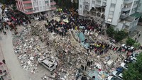 Gempa bumi M 7,8 mengakibatkan kerusakan parah di Adana, Turki. Ihlas News Agency (IHA) via Reuters.