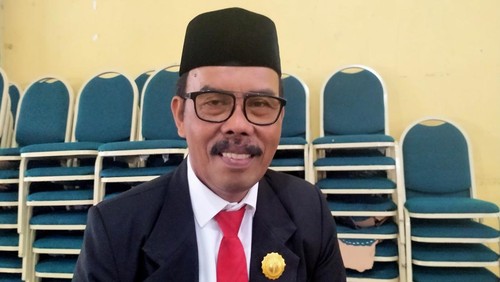 Ketua Bawaslu Kabupaten Dompu Irwan saat menyampaikan kerawanan Pemilu 2024, Senin (6/2/2023).