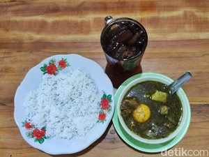 Nikmatnya Sajian Pallubasa Serigala Makassar yang Legendaris