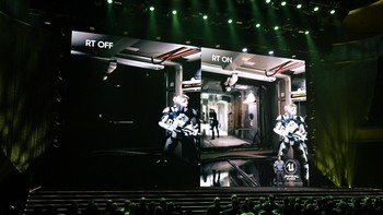 Drew Blakard melanjutkan presentasi dengan mendemonstrasikan bagaimana pencahayaan, pantulan, dan bayangan dalam game menjadi lebih realistis dengan modul pelacakan Ray berkemampuan GPU Samsung. Foto: Samsung