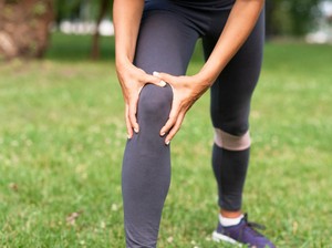 Generasi Muda +62 Makin Sering Punya Masalah Lutut, Ternyata Ini Pemicunya