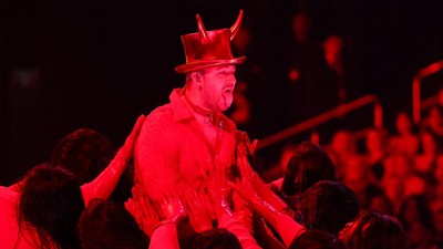 Bawakan Unholy, Sam Smith Jadi Iblis di Grammy Awards 2023