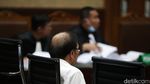Ekspresi Surya Darmadi Dituntut Bui Seumur Hidup