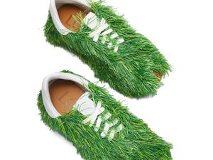 Brand High-end Rilis Sneakers Rumput Terbuat dari Rafia, Harganya Rp 25 Juta