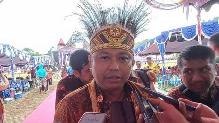 Staf Khusus Wakil Presiden RI, Gatot Prio Utomo meminta para pimpinan gereja menjadi garda terdepan dalam mewujudkan Papua yang damai.