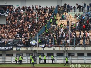 Bos Persib Minta Maaf Imbas Gesekan Bobotoh dan Slemania