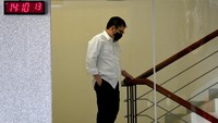 Dito Mahendra bungkam setelah diperiksa penyidik KPK terkait kasus dugaan tindak pidana pencucian uang (TPPU) yang menjerat mantan Sekretaris Mahkamah Agung (MA) Nurhadi. 