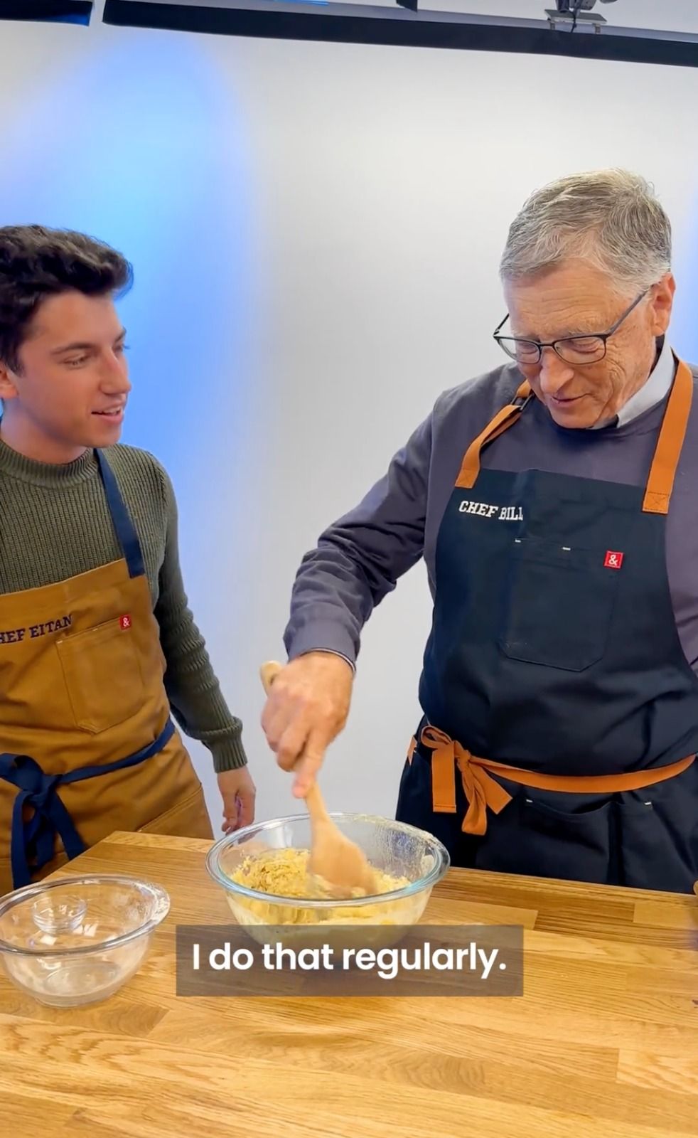 Viral Video Bill Gates Bikin Roti India, Ini Komentar Netizen