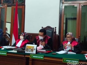 Thoha Pembobol Rekening BCA Rp 320 Juta Divonis 3,5 Tahun Bui!