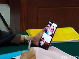Tukang Becak Eksekutor Pembobol Rekening BCA Divonis 10 Bulan Bui!