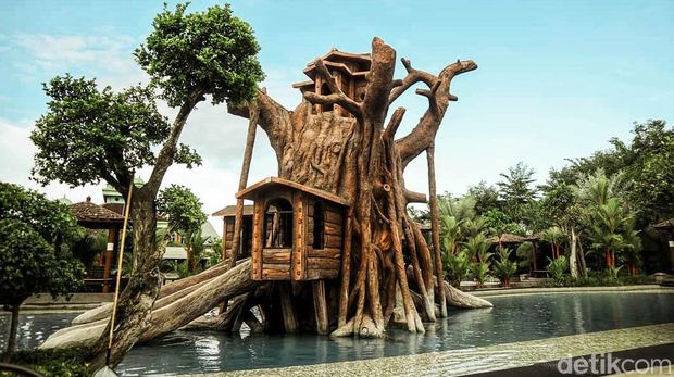 Wisata Taman Hud-hud di Karawang.