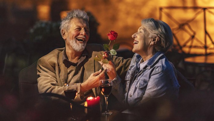 Happy Valentines Day merupakan salah satu contoh ucapan Hari Valentine dalam bahasa Inggris. Hari Valentine diperingati pada 14 Februari setiap tahunnya.