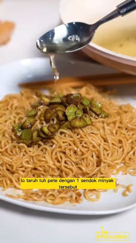 Ariel Tatum Suka Indomie Goreng Pakai Petai