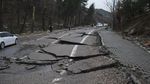 Jalanan Aspal di Turki Retak Imbas Guncangan Gempa