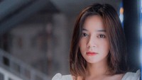Karena aku baru kelar skripsi, jadi masih fokus di perkuliahan, kata Cindy Hapsari. (Foto: dok Instagram)