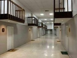 Barang Berdesain Unik hingga Nyeleneh Bikin Geleng-geleng