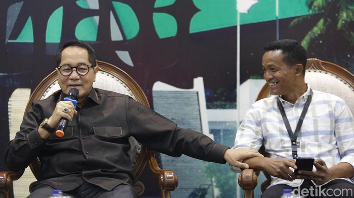 Diskusi forum legislasi soal target RUU Prolegnas digelar di Media Centre DPR, Kompleks Parlemen, Senayan, Jakarta.