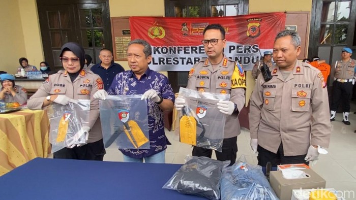 Ekspos kasus begal di Mapolrestabes Bandung, Selasa (7/2/2023).