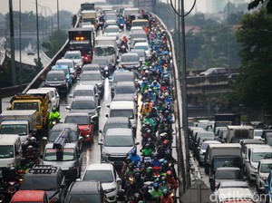 Jumlah Kendaraan di Jakarta Tak Terbendung, Macet Makin Parah Jika Tak Dikendalikan