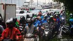 Genangan Surut, Jalan TB Simatupang Arah Fatmawati Macet Banget