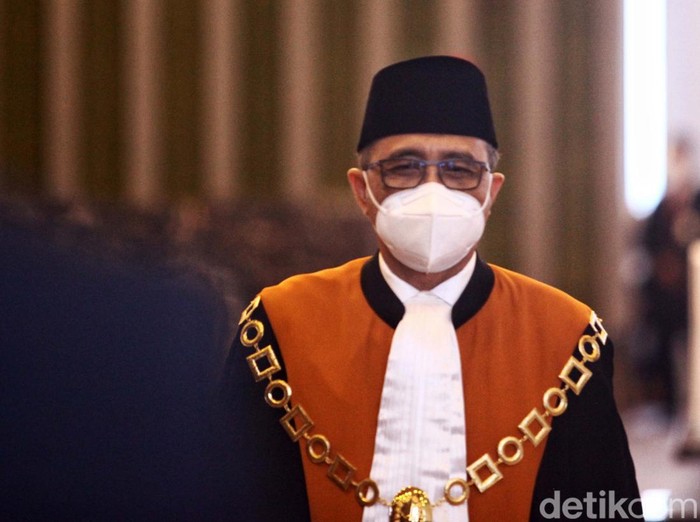 45 Hakim agung melakukan pemilihan untuk posisi Wakil Ketua Mahkamah Agung (MA) bidang yudisial. Hasilnya Hakim agung Sunarto meraih suara terbanyak.