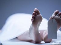 Truk Tangki Oleng Tabrak Pembatas Jalan Tol JORR hingga Ringsek