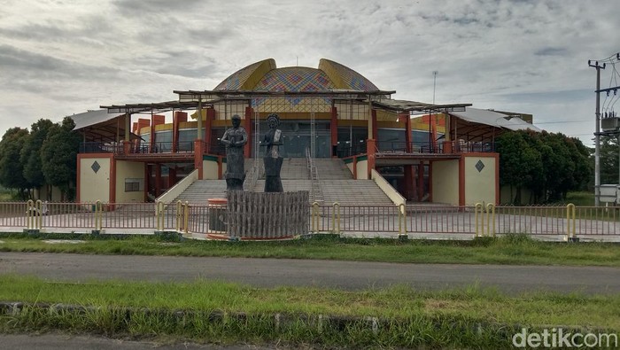 Kondisi komplek wisata Bojongsari, Indramayu