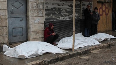 Mayat-mayat Korban Gempa Tergeletak di Jalan Aleppo Suriah