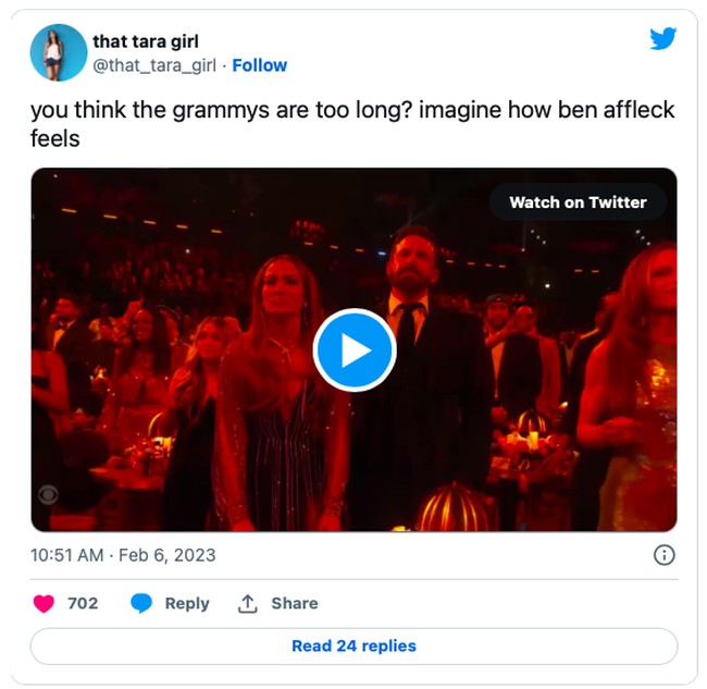 Ada pula yang berkomentar, Kalian pikir durasi Grammy terlalu panjang? Bayangkan rasanya jadi Ben Affleck?  (Foto: Twitter)