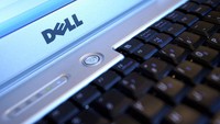 Sementara itu, menurut Bloomberg, 55% pemasukan Dell berasal dari penjualan PC. Jadi menurunnya pengapalan PC ini punya dampak yang sangat besar untuk Dell. Adam Berry/Getty Images