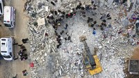 Gempa bumi dahsyat M 7,8 yang berpusat di Turki itu menelan banyak korban jiwa.   