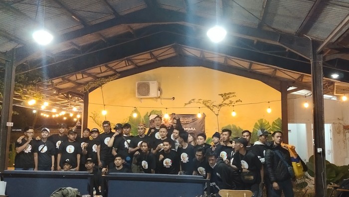 Relawan Ganjar Ajak Anak Muda Bandung Jaga Ketertiban di Jalan