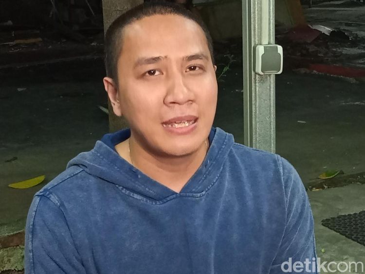 Mendadak Miskin, Tangis Ressa Herlambang Ingat Pesan Mama