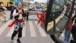 Seniman Daerah Ajak Warga Cirebon Jaga Keselamatan Saat Berkendara
