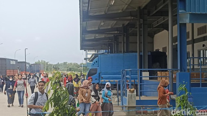Suasana di PT SAI Apparel Industries Grobogan. Foto diambil Selasa (7/2/2023).