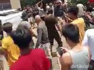 Niat Jualan, 5 Pria Jabar Nyaris Tewas Dimassa Usai Dituduh Penculik di Sumsel
