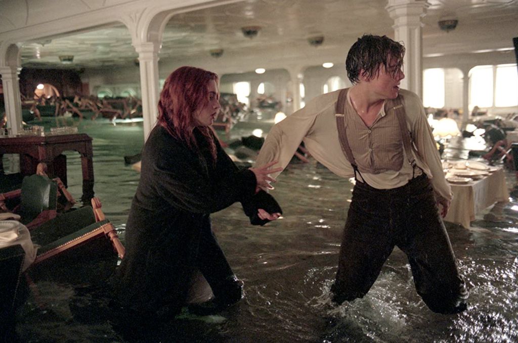 Cuplikan adegan di film Titanic (1997).