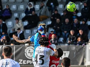 Victor Osimhen Geser Rekor Gol Lompatan Tinggi CR7