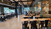 Lokasi tersebut tersebar di berbagai kota dan pulau, seperti di Gresik, Bogor, Mojokerto, Makassar, Purwokerto, Seturan, Gejayan, Buah Batu, Kopo, Cinere, Cimindi, Cirebon, Lampung, Jambi, Semarang, Banjarmasin, Pekanbaru, Tegal, Jatinangor, dan Sumenep.