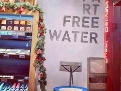 Barang-Barang Ini Unik Tapi Aneh, Desainernya Kok Bisa Kepikiran Sih