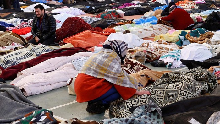 Bertambah, Korban Tewas Gempa Turki-Suriah Jadi 11.236 Orang Korban jiwa akibat gempa di Turki dan Suriah bertambah menjadi 11.236 orang. Jumlah itu disampaikan seiiring dengan dilakukannya pencarian korban, Rabu (8/2).